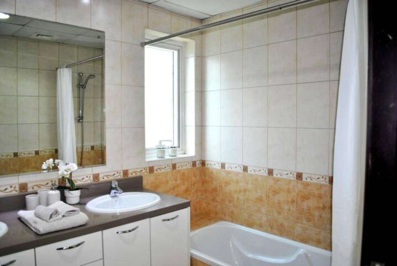 Апартаменты Relaxing 2Br Haven In Dubai Marina Perfect Location & Amenities Экстерьер фото