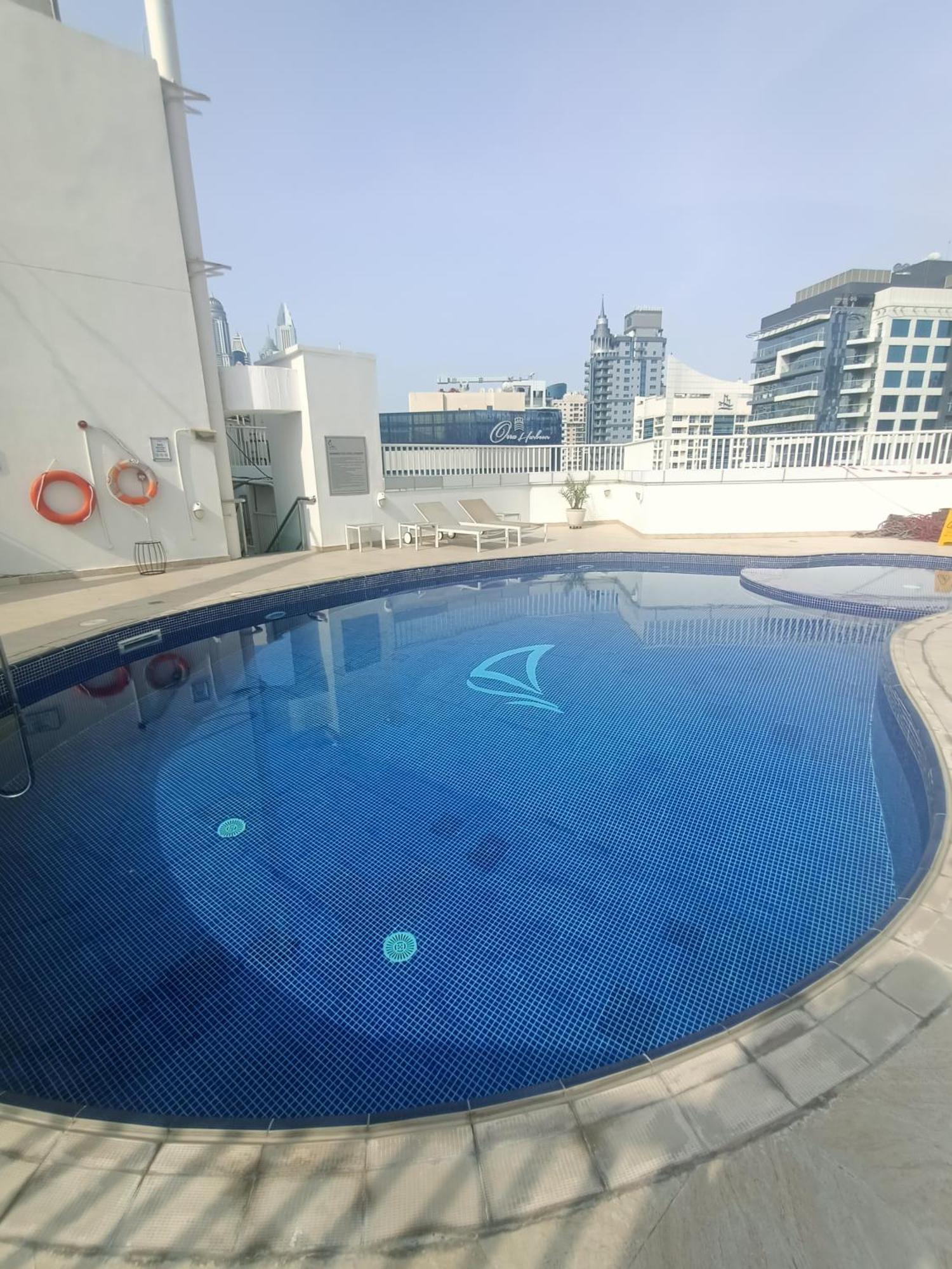 Апартаменты Relaxing 2Br Haven In Dubai Marina Perfect Location & Amenities Экстерьер фото